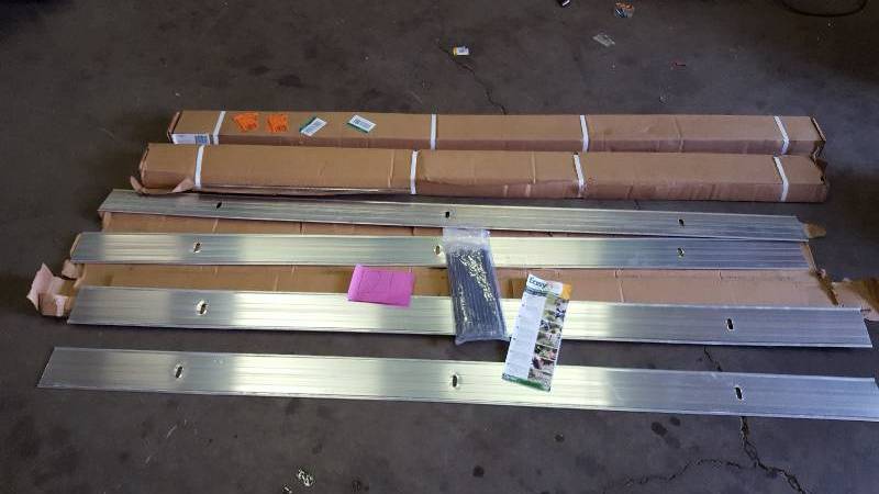 lot 121 image: Easy Flex Aluminum landscape edging 4- 6 sections