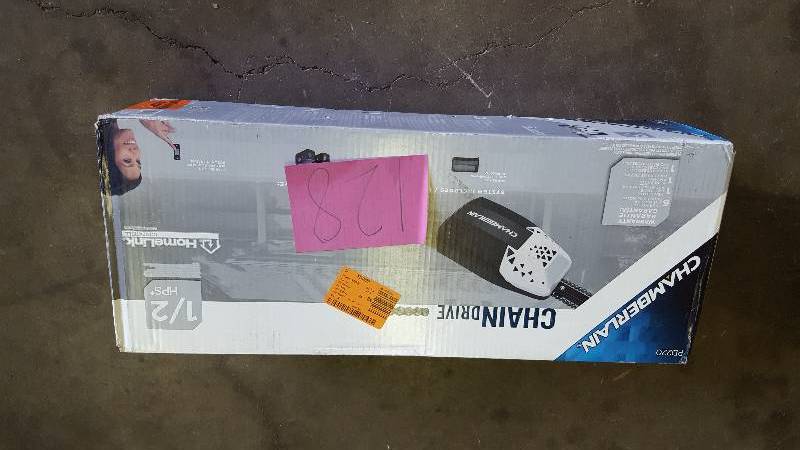 lot 128 image: Chamberlain 0.5-HP Chain Drive Garage Door Opener