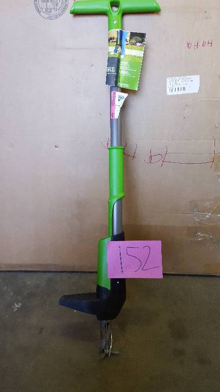 lot 152 image: Ames Weeder