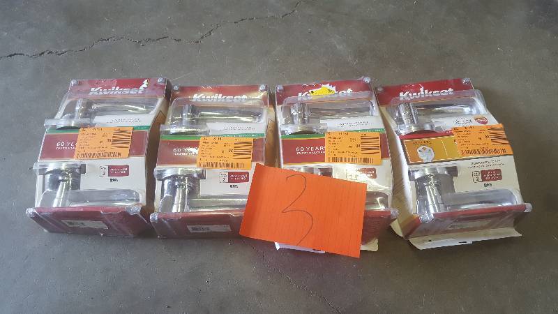 lot 3 image: Lot of 4Kwikset-720KTL-RDT-26-CP-Katara-Polished-Chrome Hallcloset Lever