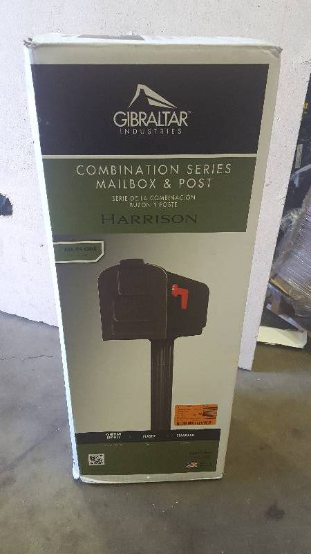 lot 25 image: Gibraltar combination series Mailbox and Post