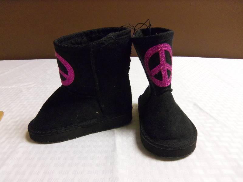 Kids Peace Ugg-like Boots