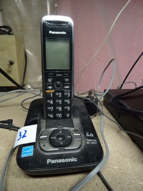 lot 32 image: Cordless phone.