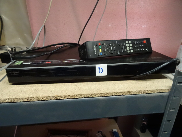 lot 33 image: Blue ray player