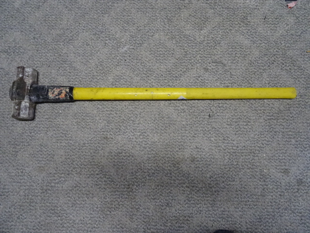 lot 41 image: Sledge hammer