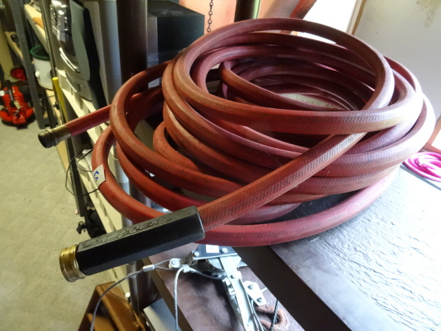 lot 50 image: Garden hose