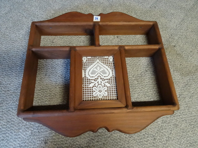 lot 54 image: Wall hanging knick knack shelf