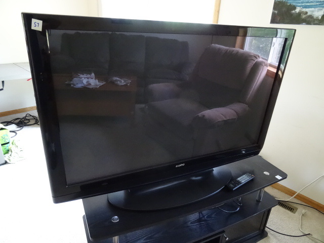 lot 57 image: Sanyo TV