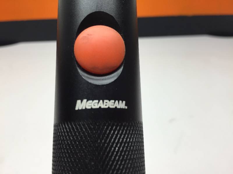 MEGA BEAM 18 FLASHLIGHT