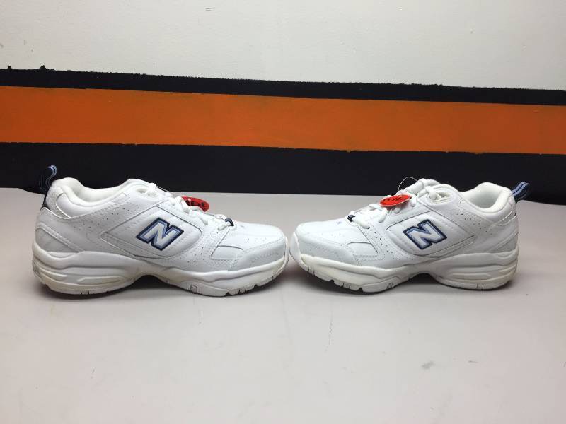 NEW BALANCE SHOES SIZE 6 WIDE