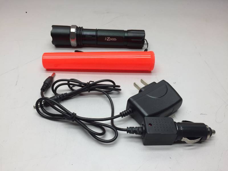 TACTICAL PRO GEAR I200M, SWAT FLASHLIGHT