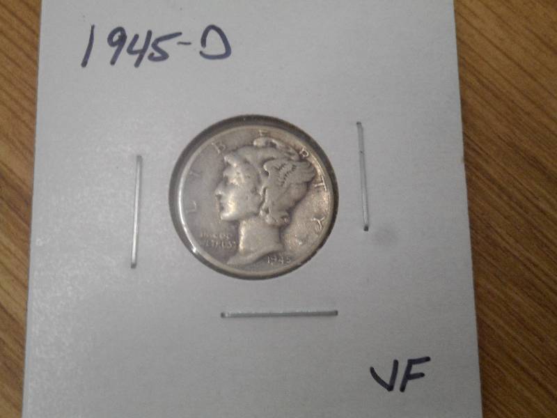 1945 D - Mercury Head Silver Dime -...