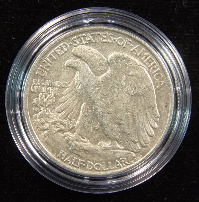 1943 WALKING LIBERTY SILVER HALF DOLLAR XF IN AIRTITE HOLDER
