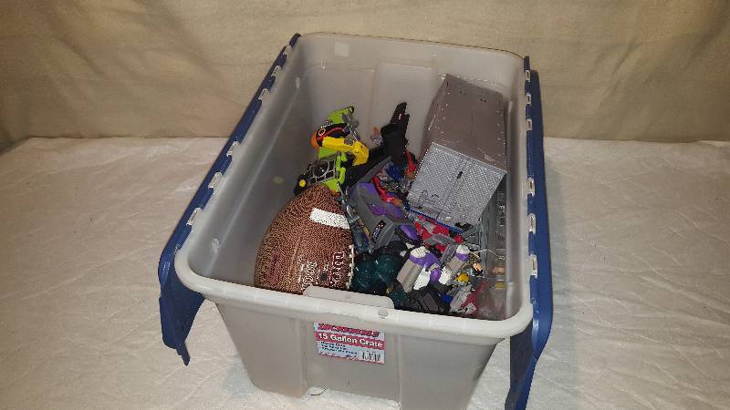 lot 72 image: Toys