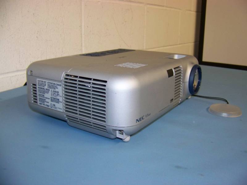 lot 23 image: NEC, VT660K, LCD Projector