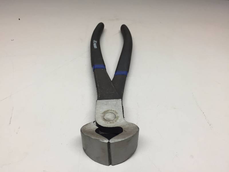 GRIP HEAVY DUTY 10 END NIPPER PLIERS