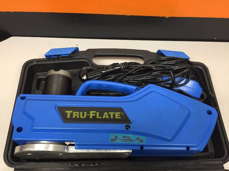 TRU FLATE 12 VOLT HYDRAULIC JACK 1 TON LIFTING FORCE
