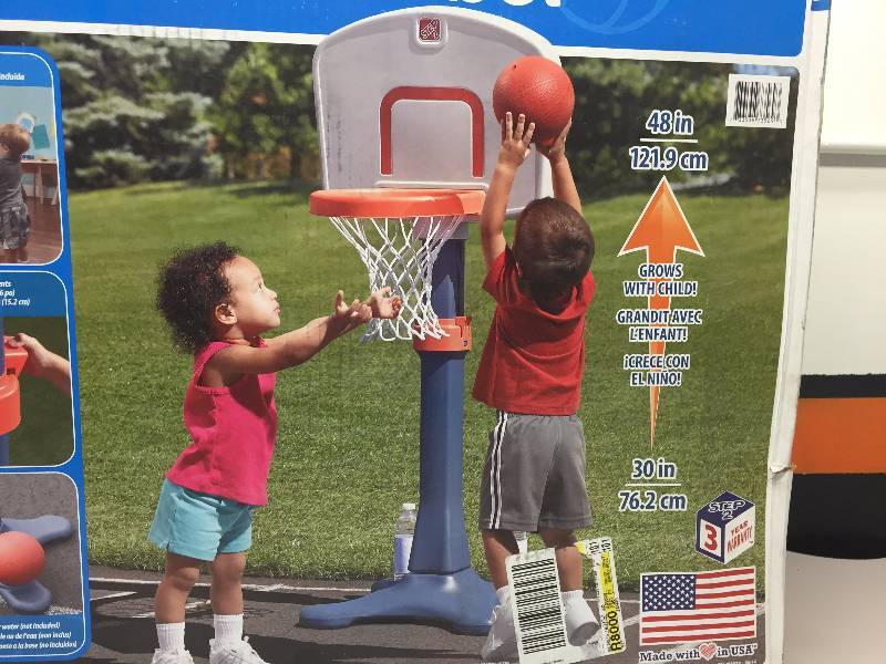 STEP 2 JUNIOR BASKETBALL SET