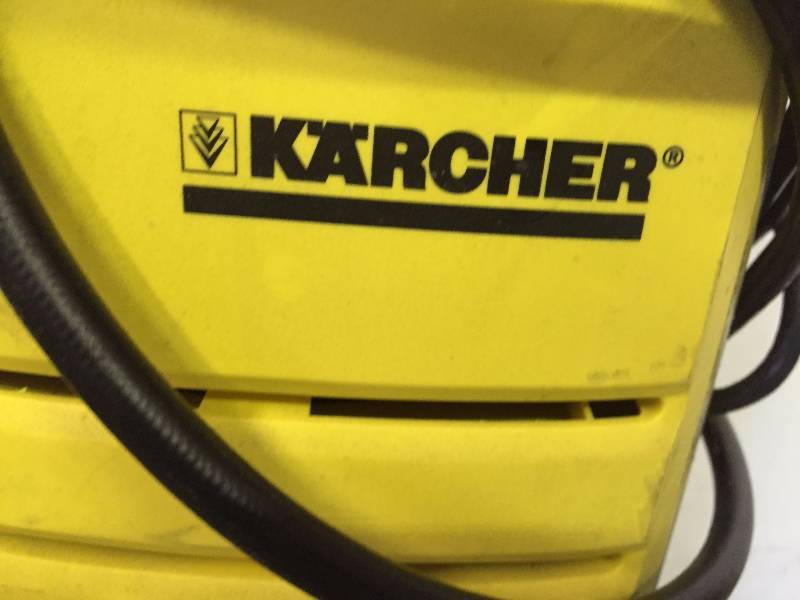 KARCHER ELECTRIC PRESSURE WASHER 1800 PSI