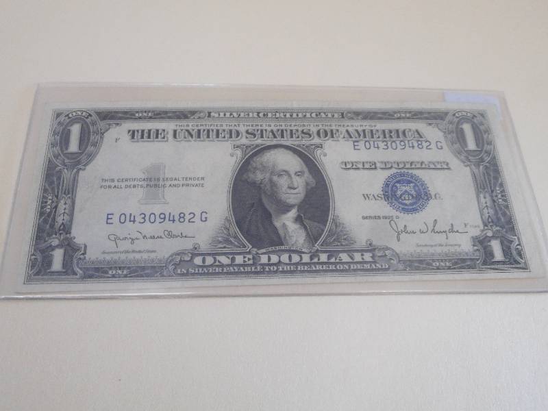 1935 D - United States $1.00 Silver Certificate Dollar, Blue Seal - AU Grade