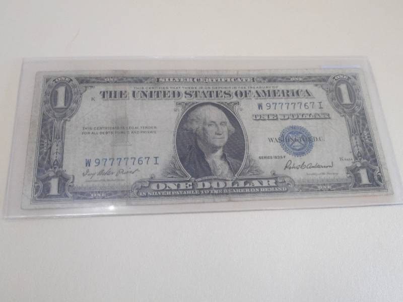 1935 F - United States $1.00 Silver...