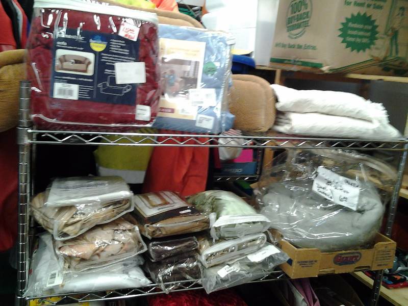 Large Lot Of Curtains, Panels, Couch & Chair Covers, Blankets, Throws,(Most New)