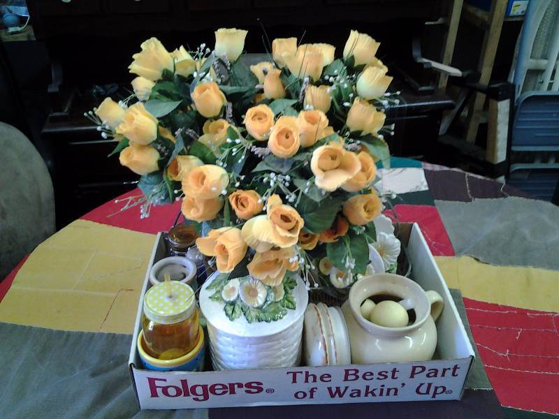 Box Lot Yellow Floral Centerpiece, Canisters, Wire Basket, Amber Glass Jars, Misc