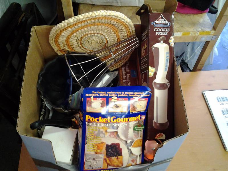 Box Lot Of Kitchen Wares, Cookie Cutters, Candy, Decorating, Cake Related