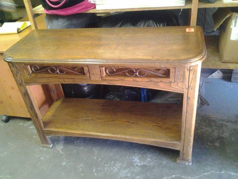 lot 8 image: Oak Side BoardCredenza Table With 2 Drawers 48x18x33