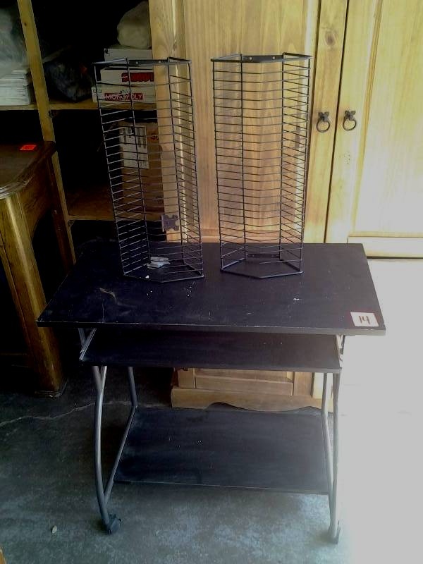lot 14 image: Rolling Computer Stand With 2 Media Storage Towers 30x16x28