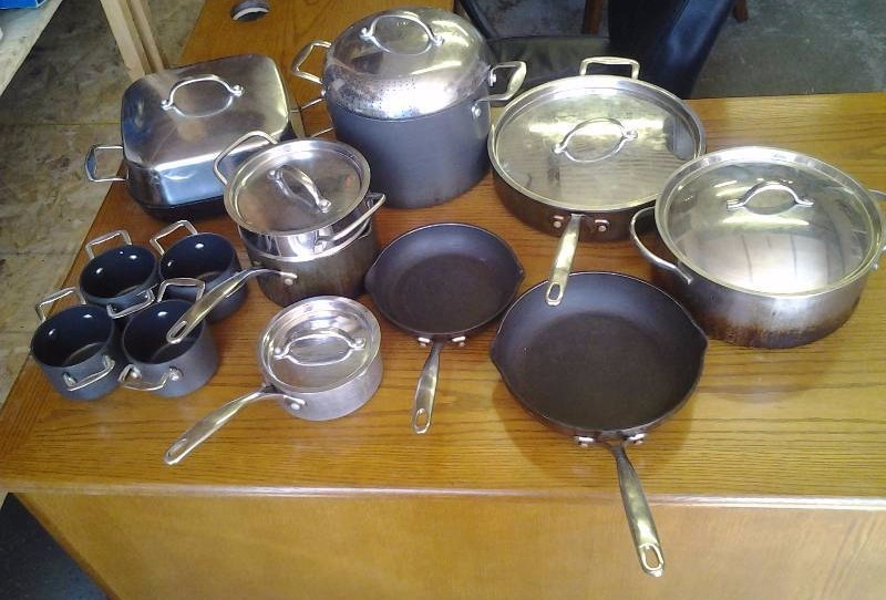 lot 25 image: Cooks Essentials Pots & Pans