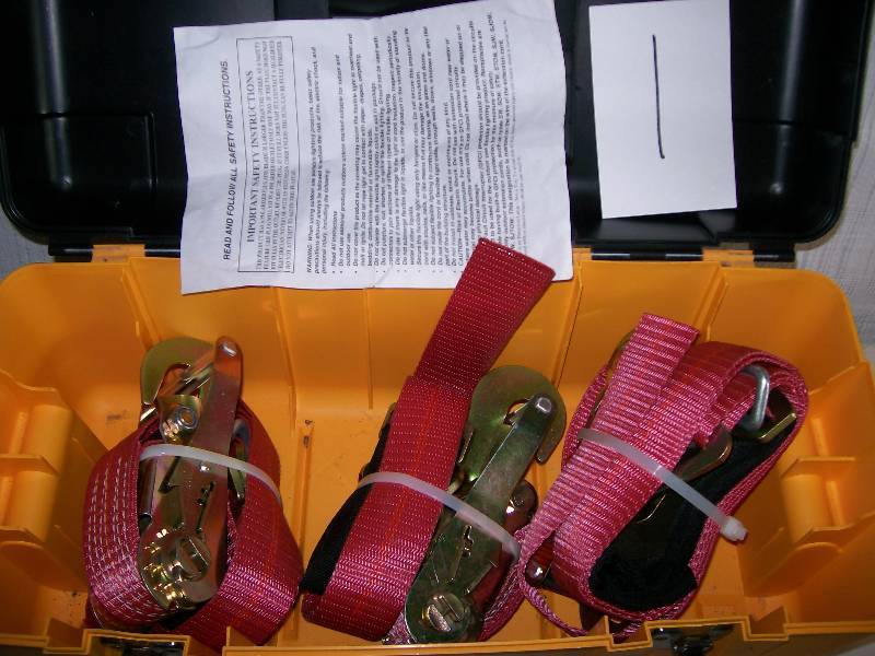 lot 1 image: lot 4 New vehicle ratchet straps