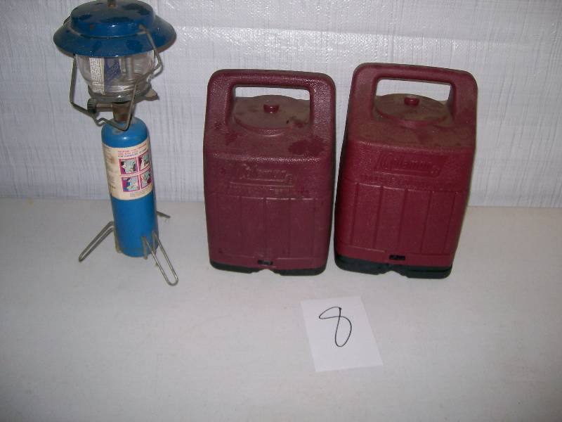 lot 8 image: lot 3 Coleman lanterns