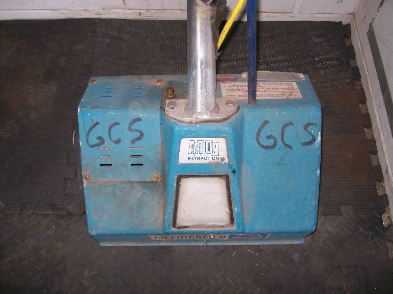 lot 53 image: carpet cleaner