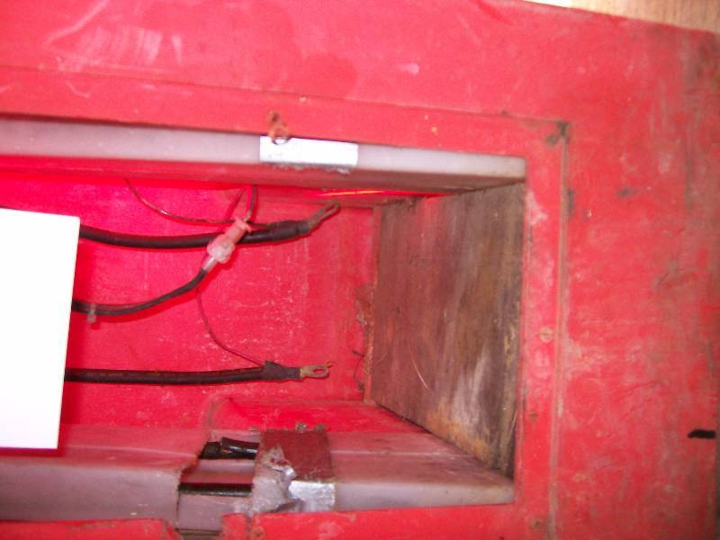 lot 54 image: Auto charger combo