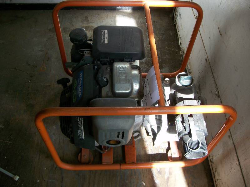 lot 55 image: Honda water pump