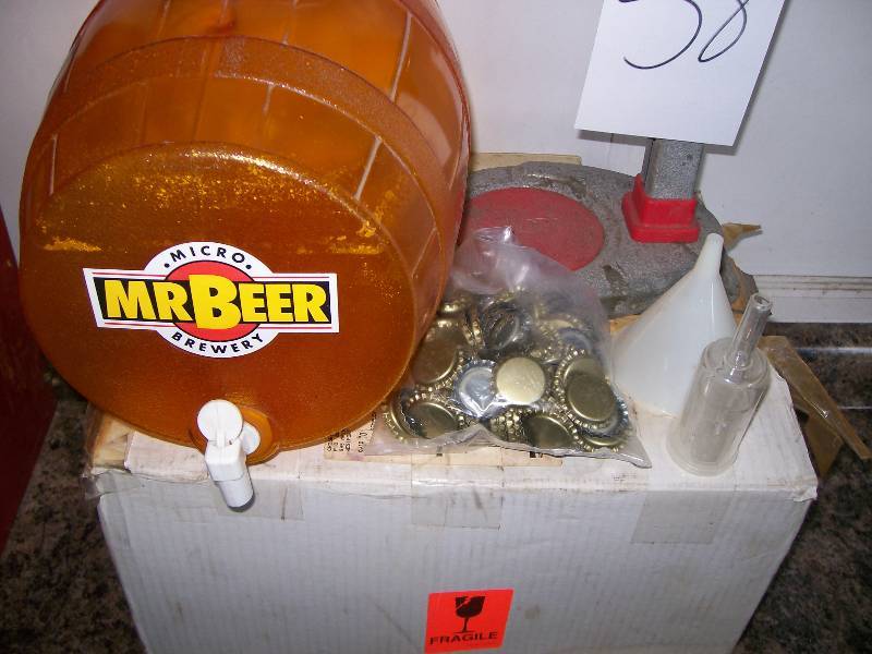 lot 58 image: Homebrew Kit