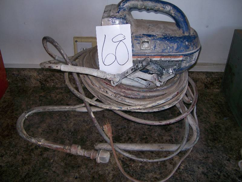 lot 68 image: Airless Paint Sprayer