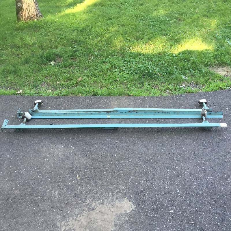 lot 10 image: Queen Bed Frame
