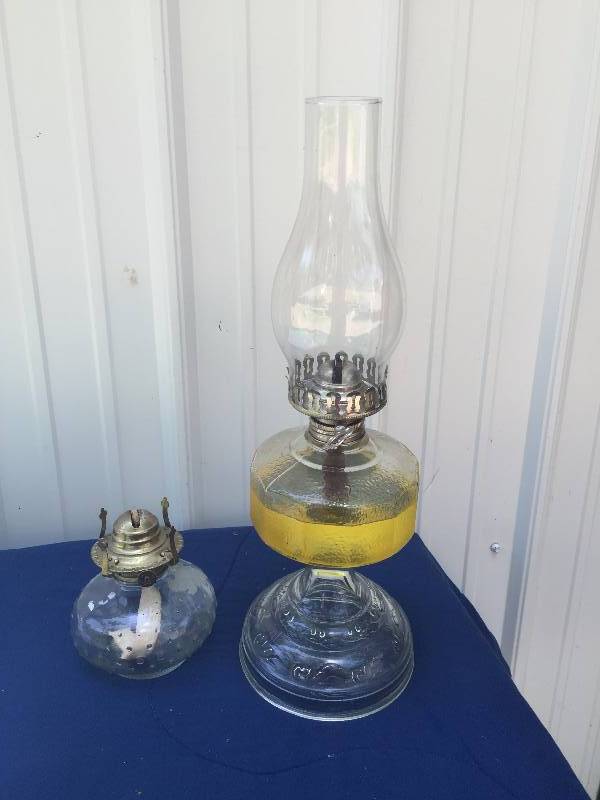 lot 28 image: Antique Oil Lanterns