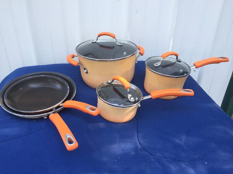 lot 53 image: Rachel Ray Pan Set