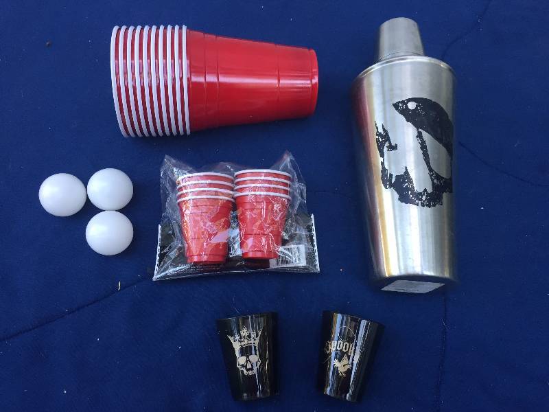 lot 76 image: Beer Pong, Drink Shaker Lot