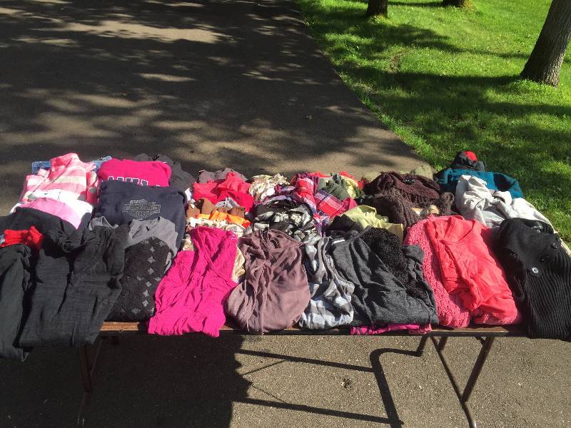 lot 83 image: Womens Lot of Clothing