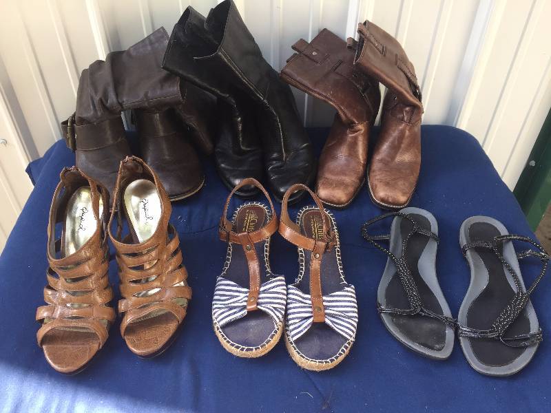 lot 85 image: Womens Shoe Lot size 8
