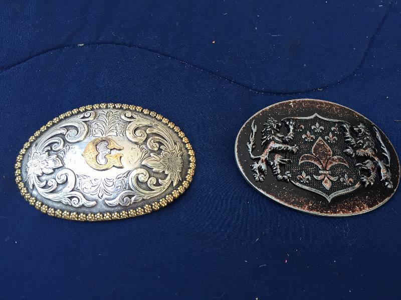 lot 98 image: Mens Belt Buckles