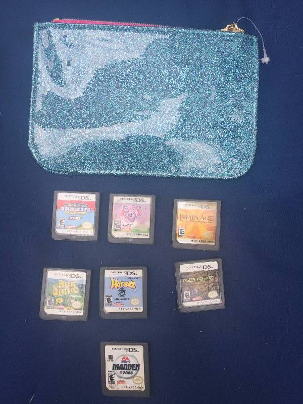 lot 149 image: Lot of DS Games
