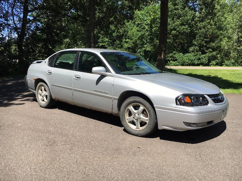 lot 1 image: 2004 Chevy Impala