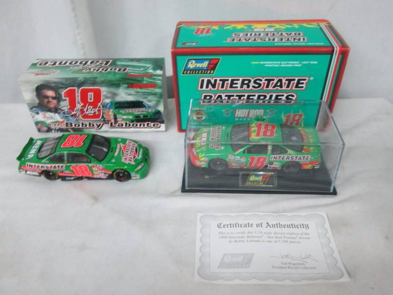 2 -� Bobby Labonte Stock Cars