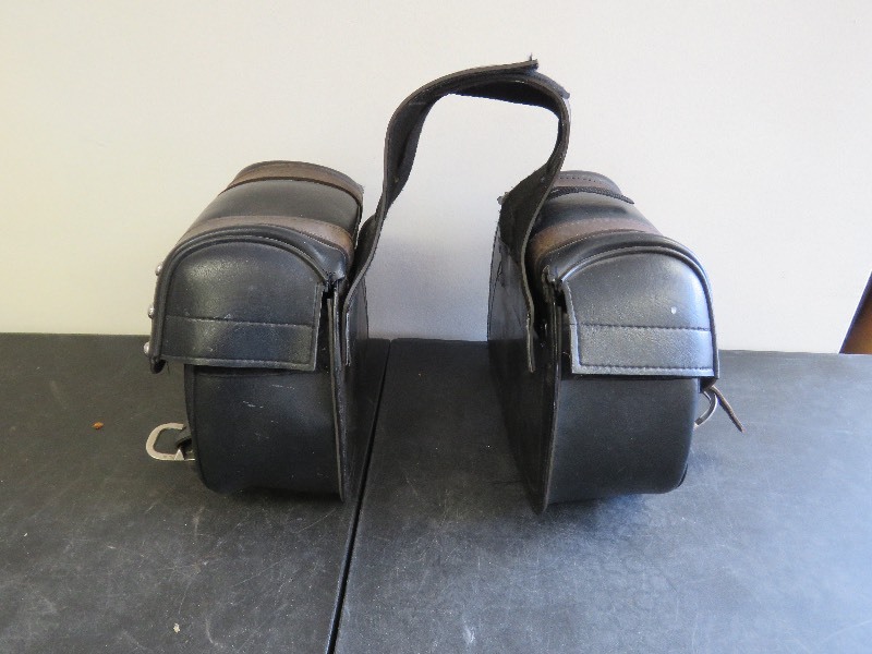 lot 337 image: Leather Saddle Bags