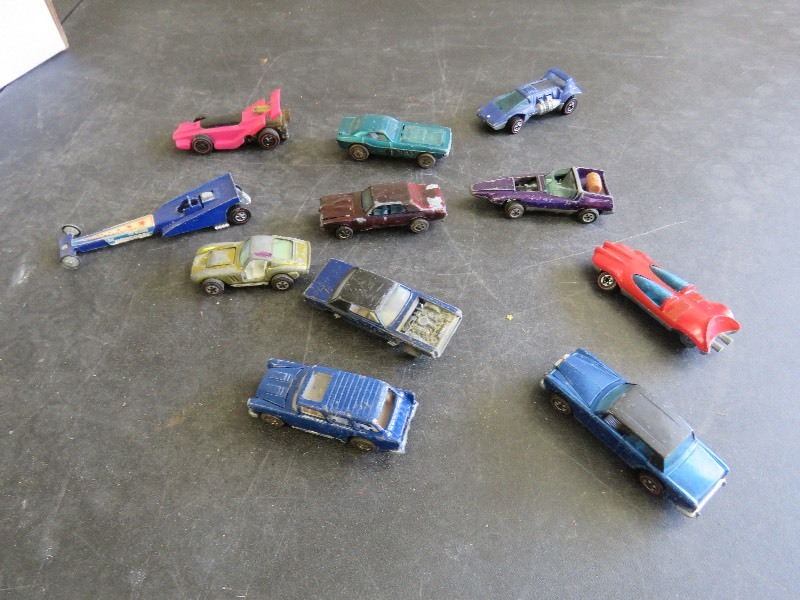 lot 340 image: Vintage Redline Hot Wheels